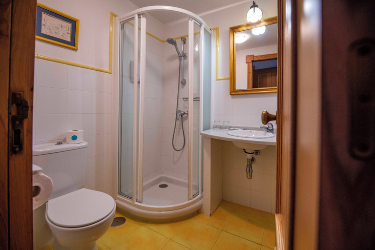 Bathroom 4, Casa Perfeuto María, A Coruña