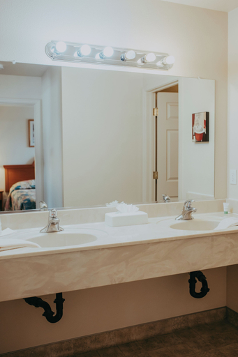 Bathroom 4, The Carson City Plaza Hotel and Event Center, Carson City