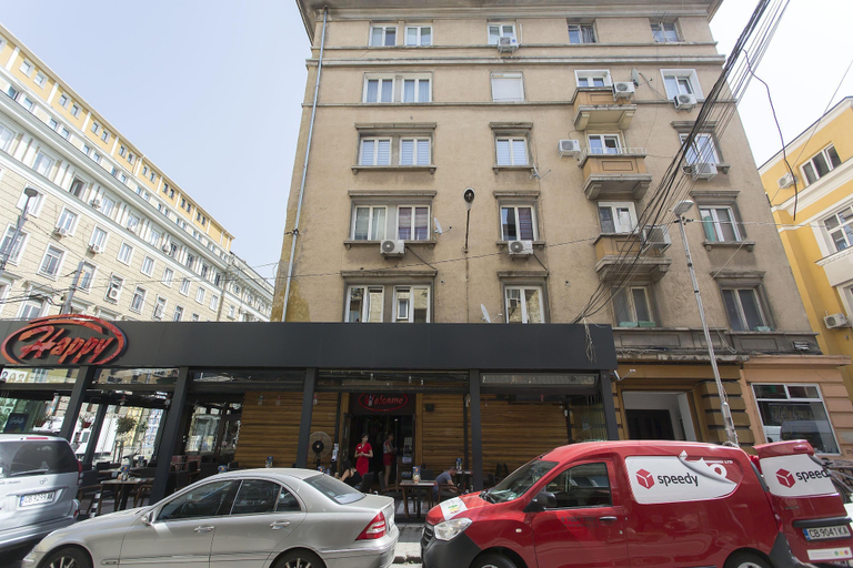 Others 3, Sunny and Modern 1bdr Apartment in the Center, Stolichna