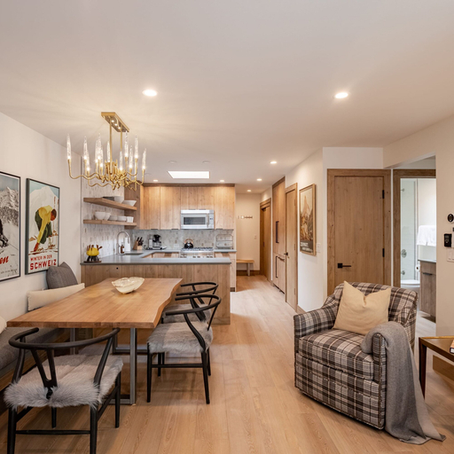 Room 3, Durant Den by Rovetravel 2BR Apt w Private Patio, Pitkin