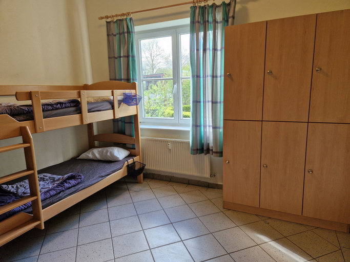 Bedroom 3, Bernsteinland Hirschburg, Vorpommern-Rügen