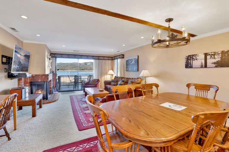 Food & Drinks, Forest Shores Lake View Condo #2250, San Bernardino