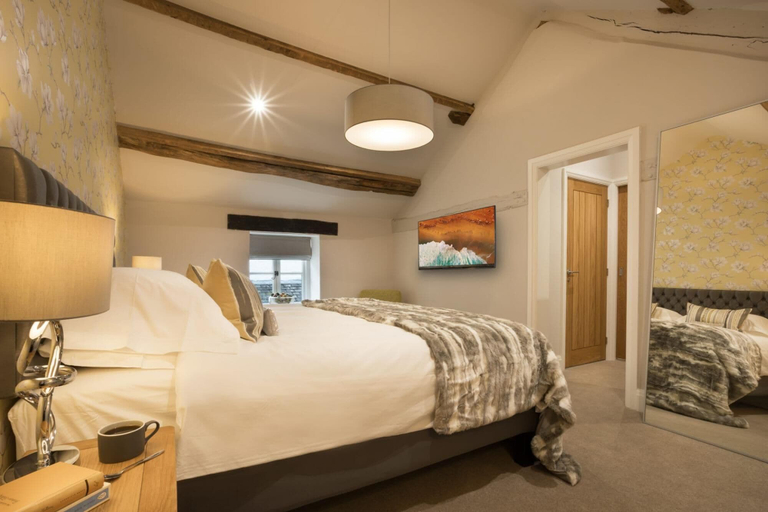 Bedroom 2, Wharton House Mews in Cartmel Lake District, Cumbria