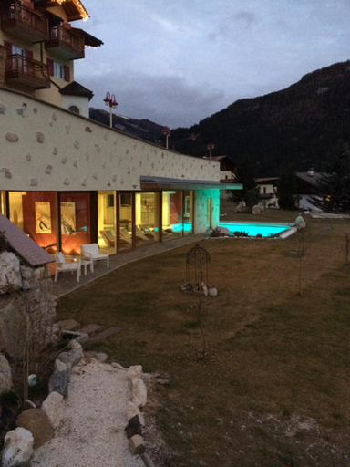 Exterior & Views 2, Renato Hotel, Trento