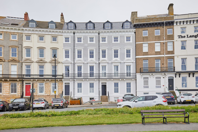 Exterior & Views 2, Host Stay Chilton at Carlill House, North Yorkshire