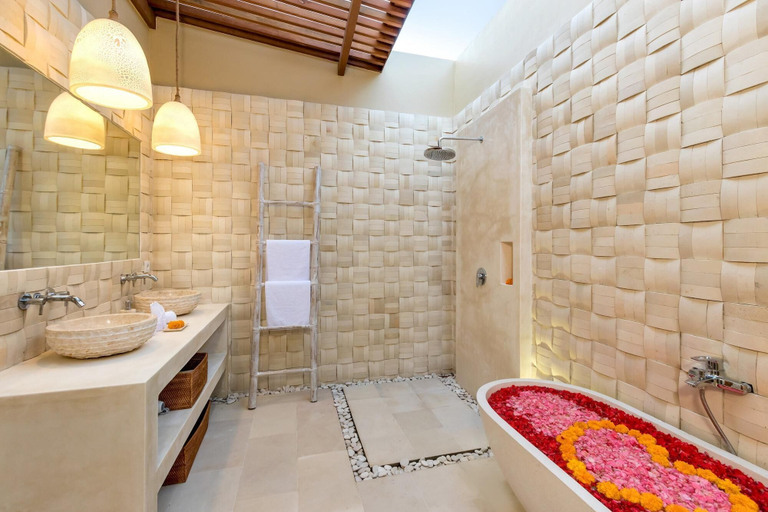 Bathroom 3, Villa Lisabella in Seminyak, Badung