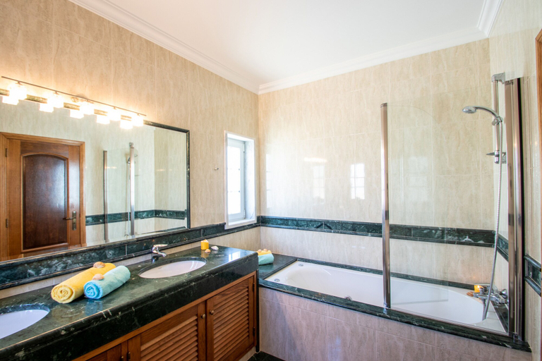 Bathroom 4, Villa Casa Castelo, Albufeira