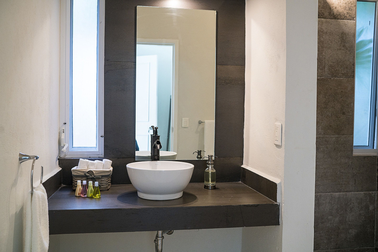 Bathroom, Casa Matuk 3 Refurnished Home Excelent for Family Retreat, Cozumel