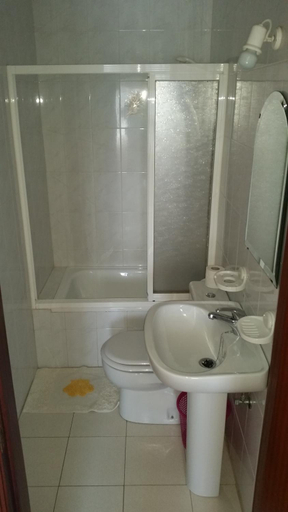 Bathroom, Jumboli, Pontevedra