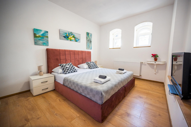 Bedroom 3, Spacious and Bright 2bdr Apartment in the Old Town, Sarajevo