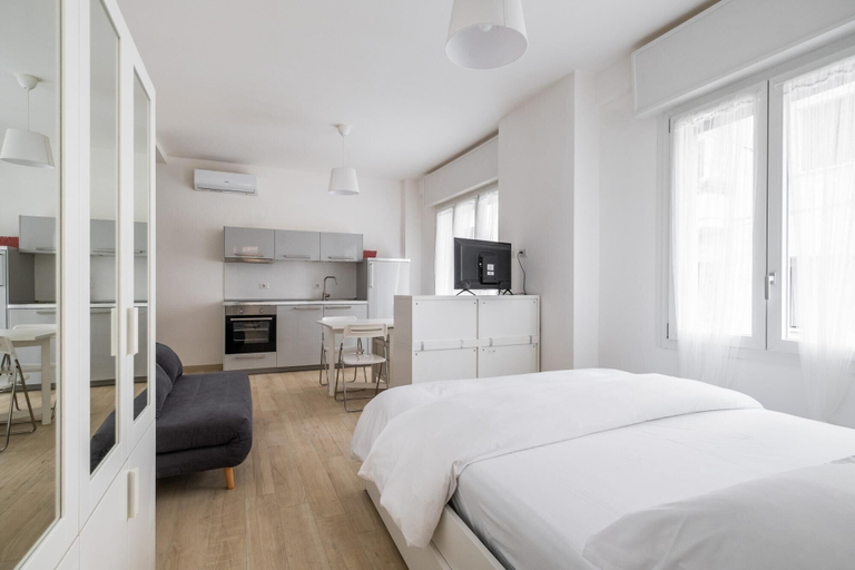 Room 2, Al Mercato Delle Erbe by Wonderful Italy, Bologna