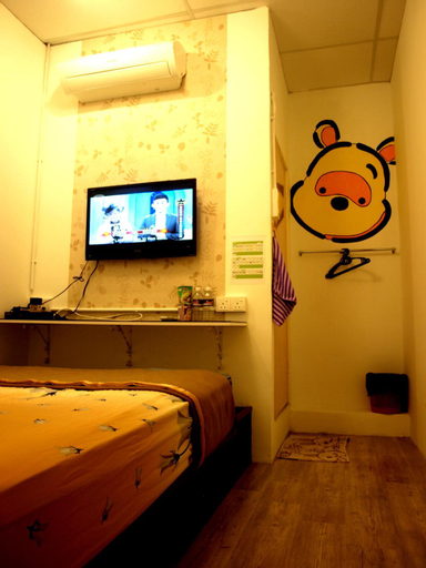 Bedroom 2, Fang Zu Ming Concept Guesthouse, Penang Island