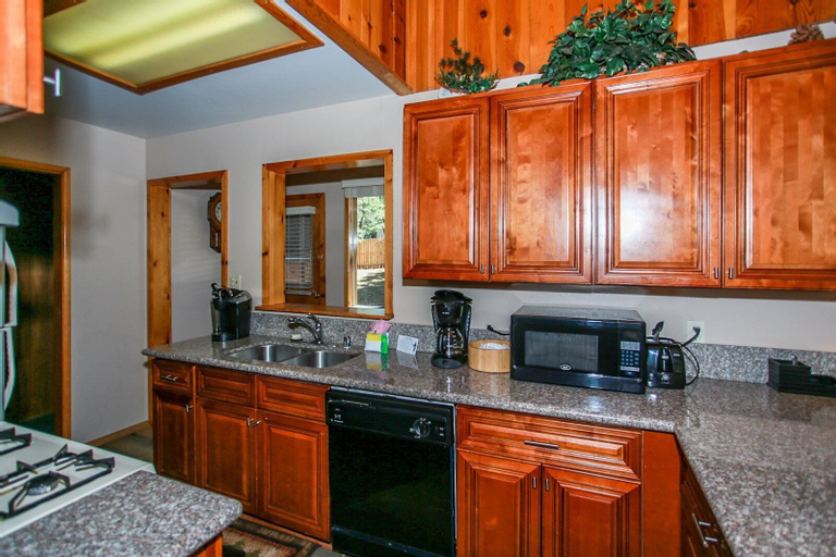 Dining Room 7