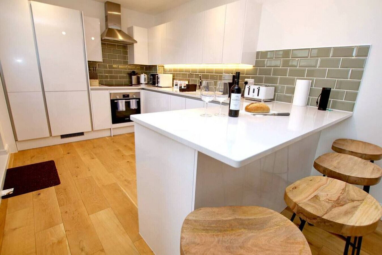 Others 4, Sea View Terrace Near Beach 2 Apartments, West Sussex