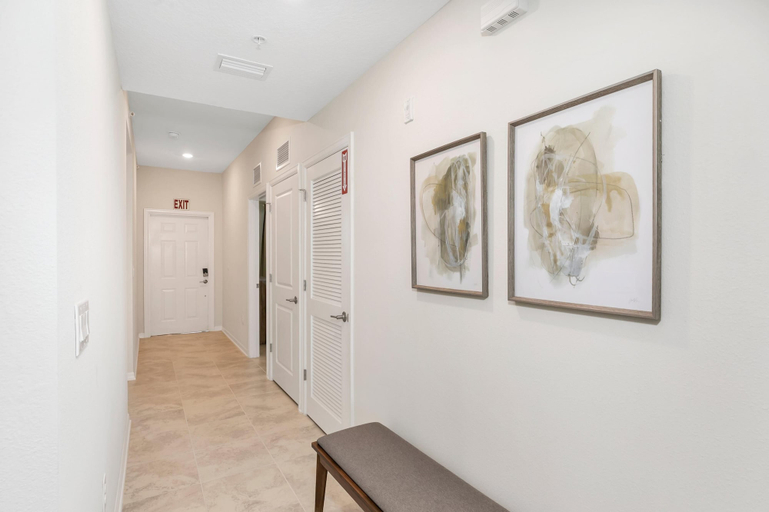 Room 3, Dreamy Condo at Storey Lake Stl112, Osceola