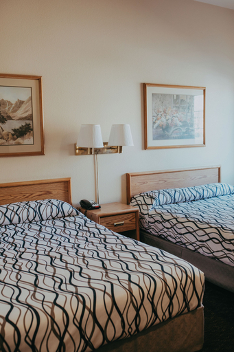 Bedroom 3, The Carson City Plaza Hotel and Event Center, Carson City