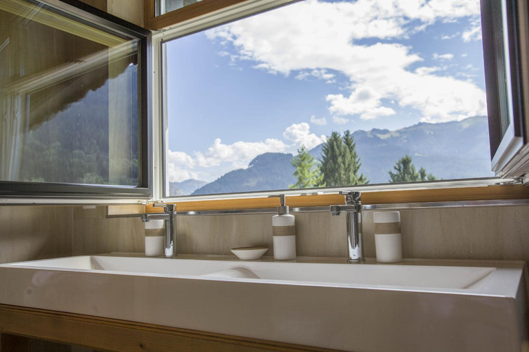 Bathroom 3, Hotel Garni Zimmermann, Kitzbühel