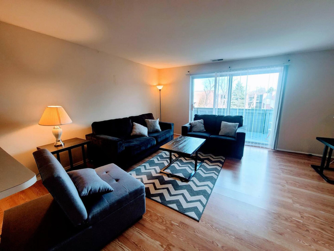 Room 1, Amazing Clean Large Parking Long Term Avail, Montgomery