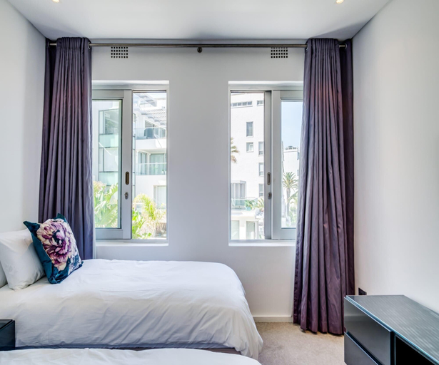 Others 3, Clifton Apartment on the Waters Edge Ocean Breeze, City of Cape Town