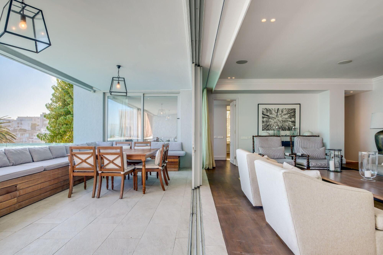 Others 5, Gorgeous Apartment in Secure Block w Sea Views Caliche, City of Cape Town