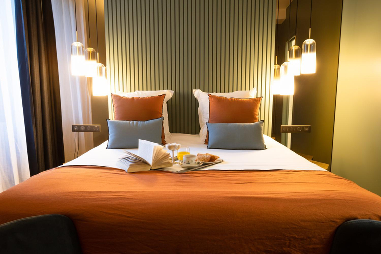 Bedroom 4, Hotel de la Poste, Isère