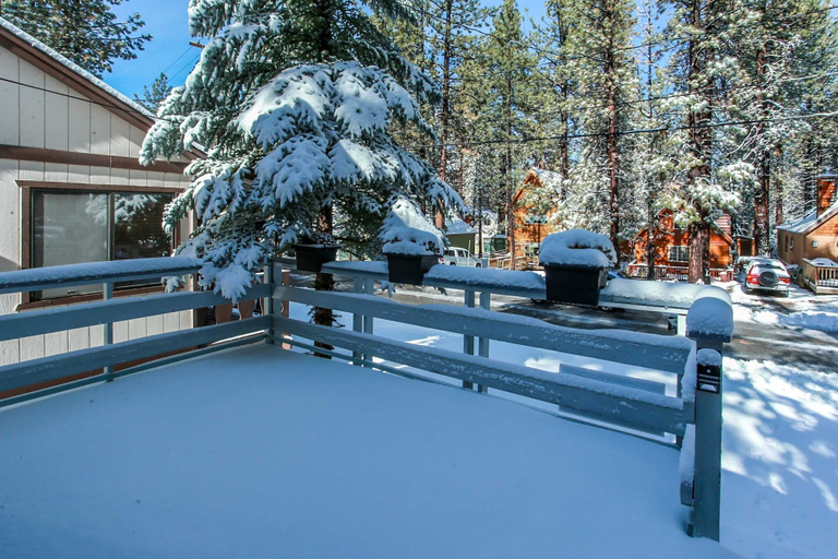 Exterior & Views 2, Goldilocks Getaway #1828, San Bernardino