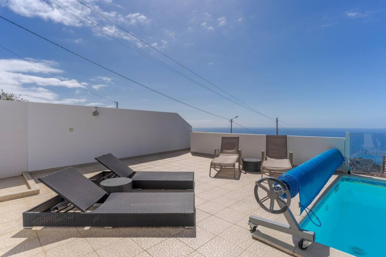 Room 3, Villa Eldomar 61 in Estreito da Calheta, Calheta