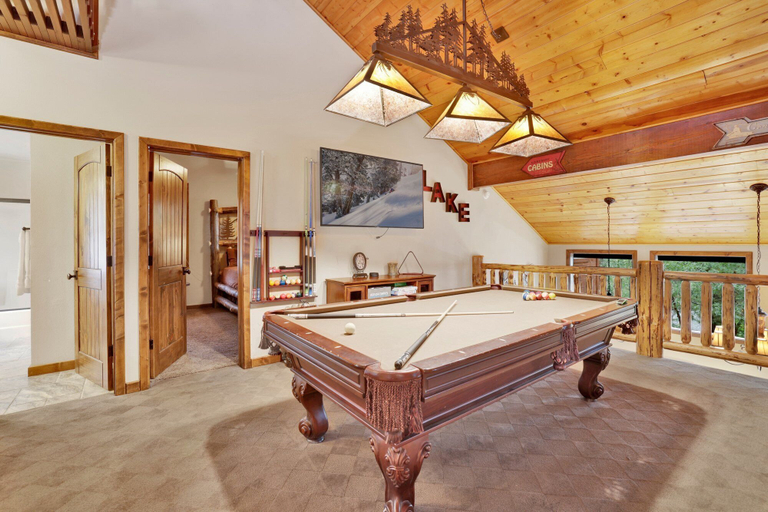 Others 5, Luxury Lodge #1888, San Bernardino