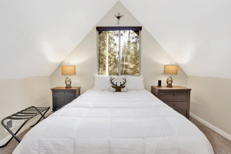 Bedroom 3, THE Teddy Bear Chalet #2257, San Bernardino