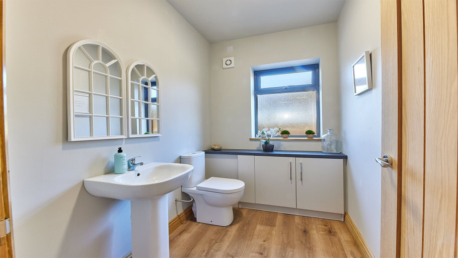 Bathroom 3, Host Stay The Parlour, Newcastle upon Tyne