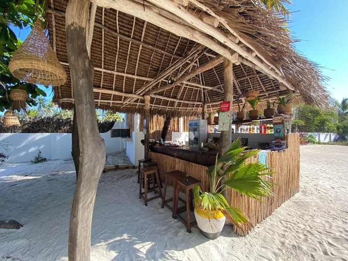 Food & Drinks 5, Kiwengwa Bungalow Boutique Resort, Kaskazini 'B'