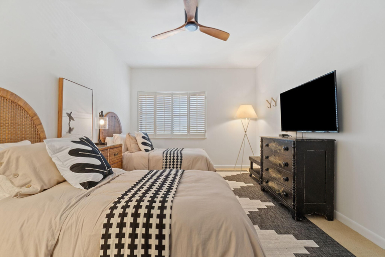 Bedroom 2, Shipwatch C202, Escambia