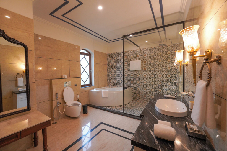 Bathroom 3, INFINITEA DAKBUNGLOW PALAMPUR, Kangra