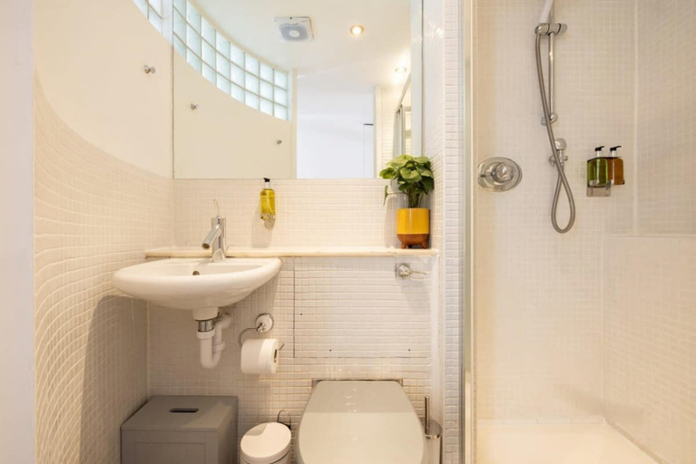 Bathroom 3, Soho Warehouse Loft With Concierge Lift, London