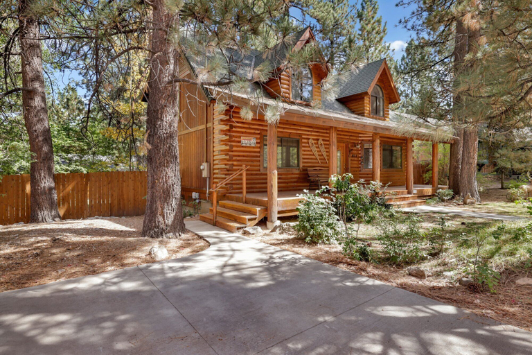 Exterior & Views 2, Dreams OF Summit #1120, San Bernardino