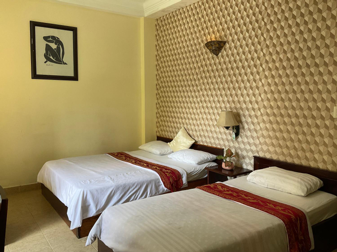 Bedroom 6