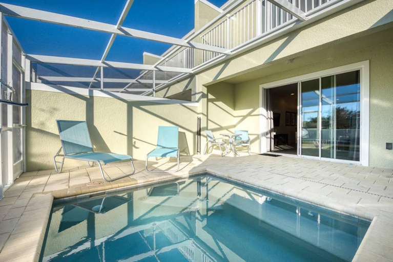 Room 2, Super Cozy Home With Private Pool, Lake