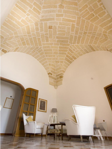 Public Area 2, B&B Viro, Lecce