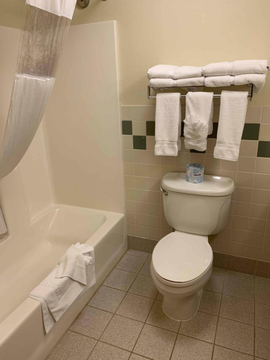 Bathroom 5, AmericInn by Wyndham Cody, Park