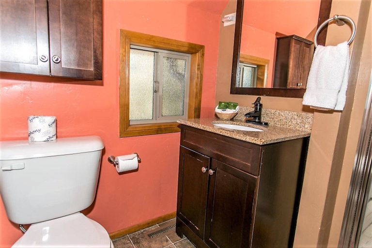 Bathroom, Grandpas AXE # 1775, San Bernardino