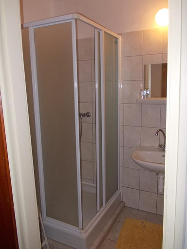 Bathroom 3, Puszta Hotel, Karcag