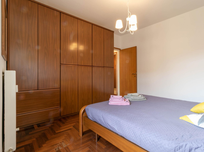 Bedroom 3, Ponte Vecchio Family Apartment, Lecco