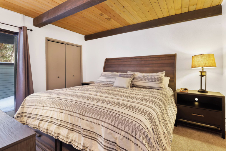 Bedroom 3, Switzerland Slopes #2125, San Bernardino