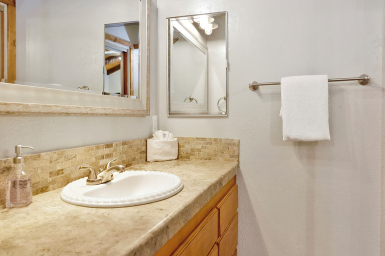 Bathroom 4, Moon Palace #2170, San Bernardino