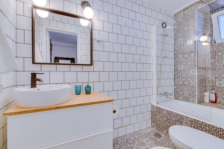 Bathroom 3, Groundfloor 57, Faro