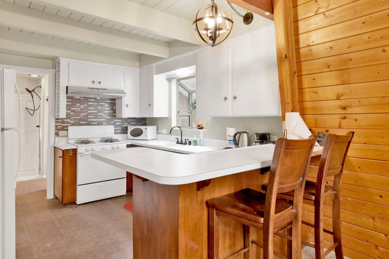 Others 5, Mountain Pines Cottage #2349, San Bernardino