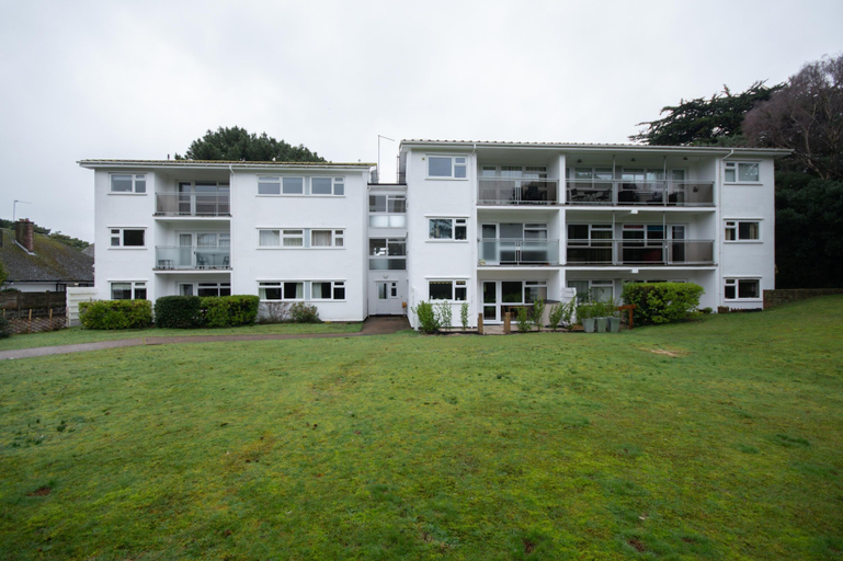 Exterior & Views, Fairwinds in Poole With 2 Bedrooms and 1 Bathrooms, Poole