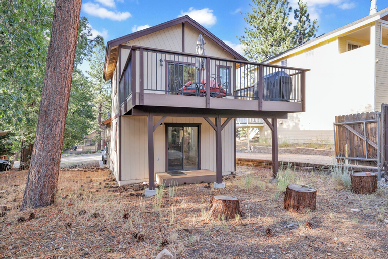 Exterior & Views 2, Cozy Haven #1966, San Bernardino