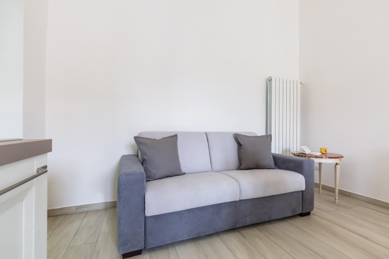 Room 5, Chiara Modern Apartment by Wonderful Italy, Napoli