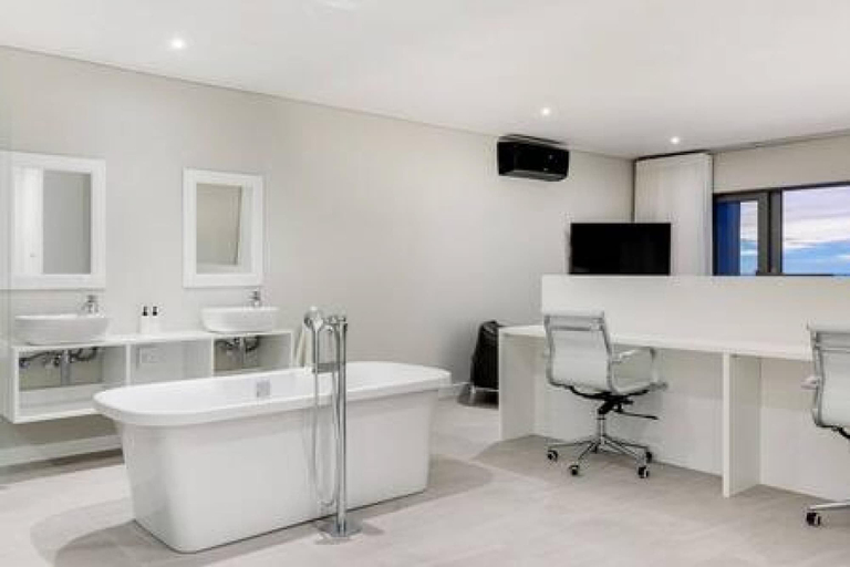 Bathroom, Large 9 Bedroom Villa in Camps Bay w Pool Apostles Views, City of Cape Town